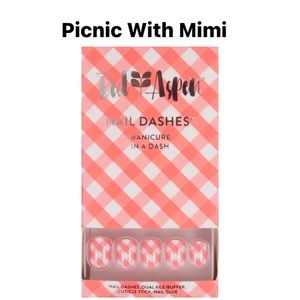 Red Aspen Dash Nails- Picnic With Mimi